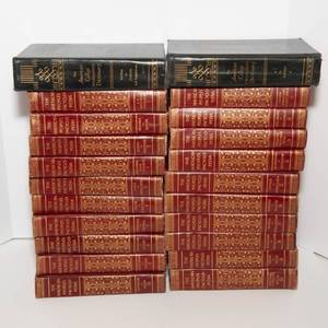 lot 14 image: Vintage Encyclopedias & Dictionaries  1950s Collection