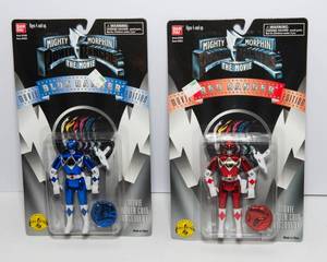 lot 60 image: Bandai 1995 Mighty Morphin Power Rangers Movie Edition Action Figures  Red & Blue Ranger (Sealed)