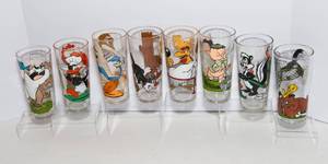 lot 87 image: Pepsi 1976 Looney Tunes Glasses  Set of 8