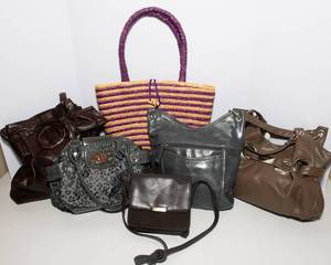 lot 147 image: Set of Six Purses  Various Styles & Brands