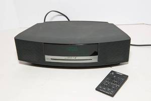 lot 189 image: Bose Wave Music System with Remote