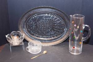 lot 228 image: Set of 4 Unique Clear Glass Items