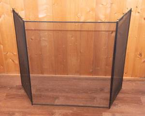 lot 238 image: Vintage Fireplace Screen  30 x 52
