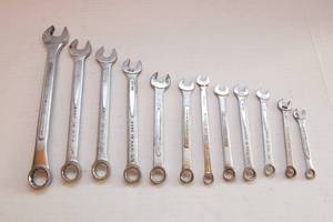 lot 219 image: Assorted Wrenches  Lot of 12