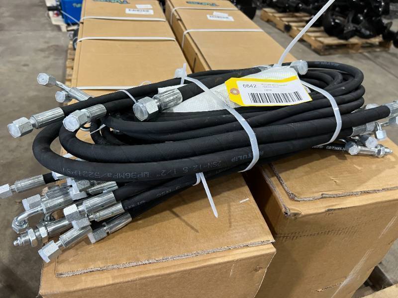 lot 6742 image: FUTURE Mini Excavator Hydraulic Hose