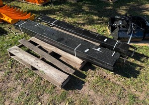 lot 8279 image: FUTURE 6 Ft Fork Extensions, 1 pair