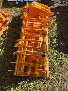 lot 6081 image: FUTURE CAT 301 Excavator Attachments, Qty 8