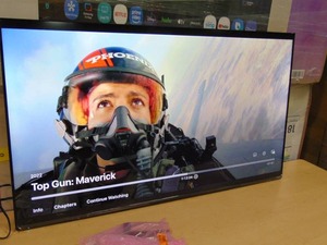 50 Inch VIZIO  4K UHD LED HDR Smart TV (V4K50M-08) Scratch