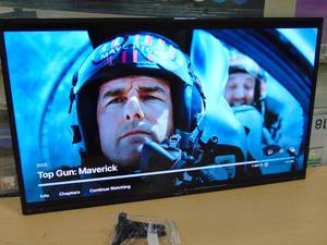 lot 10 image: 43 Inch VIZIO V-Series 4K UHD LED Smart TV with Voice Remote, Dolby Vision, HDR10, Alexa Compatibility, V435-J01