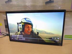lot 16 image: 32 Inch VIZIO D-Series FHD LED Smart TV D32f-J04