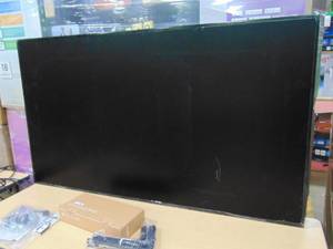 lot 34 image: 65 Inch Samsung QN65LS03DA The Frame QLED 4K Smart TV (2024 Model)