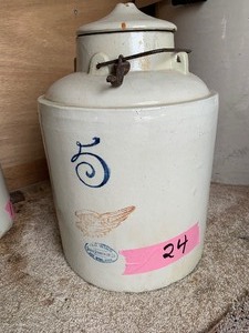 lot 24 image: RW 5 gal pickle crock wlid