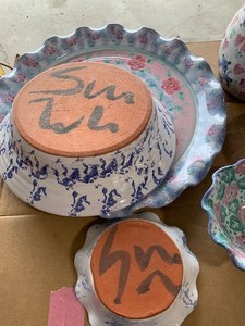 lot 43 image: Vermont Redware pottery dishes