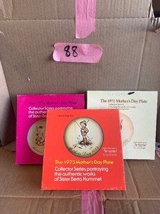 lot 88 image: Mothers Day plates, Hummel series, misc