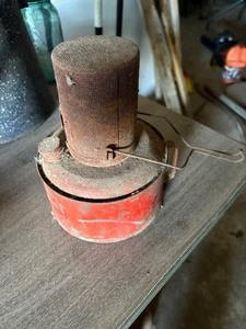 lot 125 image: Vintage Lantern