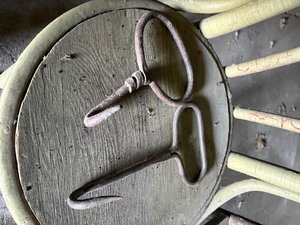 lot 133 image: 2 Bale Hooks