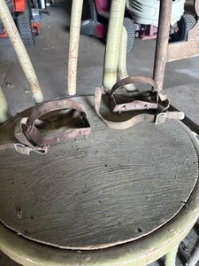 lot 135 image: Vintage Ice Heels