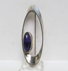 lot 18 image: Mid Century Signed Sculptural Sterling Brooch by N.E. FROM - Danmark