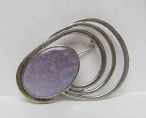 lot 24 image: Very Nice Signed Vintage Modernist Sterling Silver Brooch - Signed Erickson