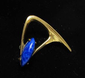 lot 60 image: Beautiful Sculptural Modernist Brass Brooch wLapis