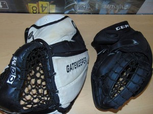 lot 32 image: 2 Pack CCM Goalie Gloves