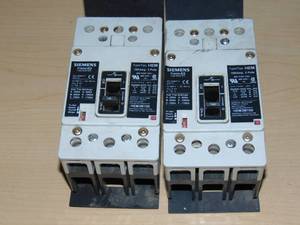 lot 43 image: 2 Pack SIEMENS HEM3M100 100A 480V 3 POLE CIRCUIT BREAKERS
