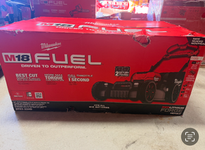 Milwaukee M18 FUEL Brushless Cordless 21 in. Walk Behind Dual Battery Self-Propelled Mower w/(2) 12.0Ah FORGE Batteries and Dual Bay Rapid Charger BRAND NEW 2823-22HD MSRP $1,299