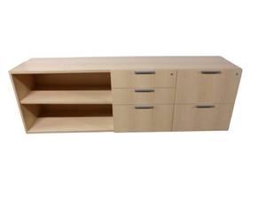 lot 9 image: Credenza