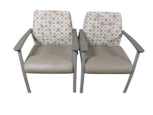 lot 25 image: 2 Chairs