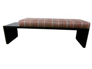 lot 45 image: Bench Seat with Padded Top