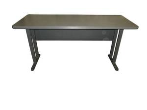 lot 71 image: 5 Folding Training Tables