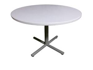 lot 73 image: 42 Round Table