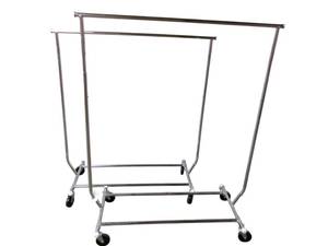 lot 135 image: 2 Clothing Racks that Collapse