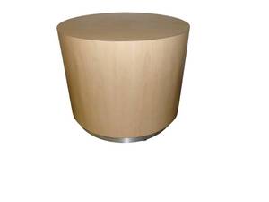 lot 143 image: Accent Table