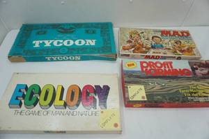 lot 16 image: Vintage Money Board Games