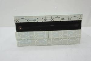 lot 71 image: Jewelry Box and Contents