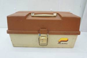 lot 162 image: Vintage Plano Tackle Box & Tackle
