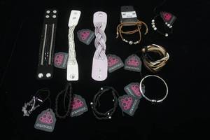 lot 211 image: Paparazzi Jewelry Lot 10ct Bracelets NEW