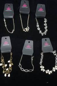 lot 213 image: Paparazzi Jewelry Lot 6ct WhiteMetallic Color NEW