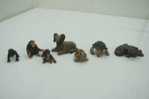 lot 235 image: Safari Animals Figurine Lot