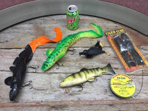 lot 162 image: Group Muskie Type Lures - Duckling - Gel - Tiger Tube