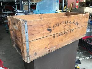 lot 251 image: Nifty Vintage Spicuzza Banana Co - Wooden Crate