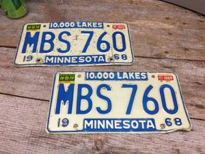 lot 256 image: Pair 1968 Minnesota License Plates