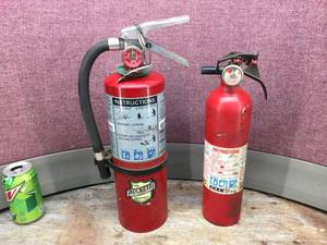 lot 262 image: 2 Vintage Buckeye & Kidde - Fire Extinguishers - InNear Green