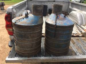lot 376 image: 2 Larger Vintage Pour Cans