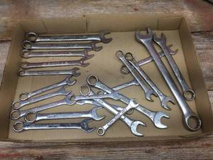 lot 336 image: Variety SAE Combination Wrenches - Some Craftsman