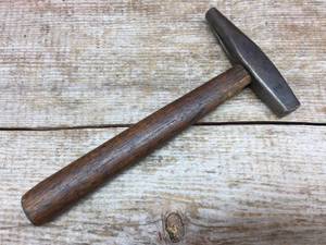 lot 366 image: Vintage A.R. Robertson - TackHorseshow Hammer