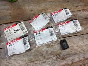 lot 369 image: (7) Hilti 12 Dr Impact Sockets