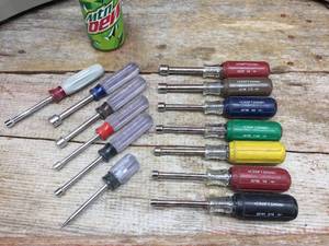 lot 124 image: Craftsman 7 Pc SAE Comfort grip Nut Driver Set Plus Others