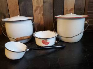 Vintage Enamelware Pots and Long Handle Scoop